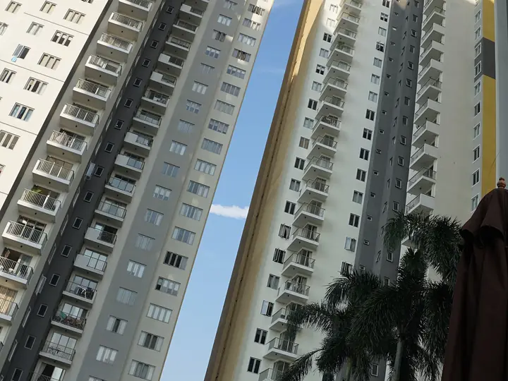 OnThree20 residential towers in Colombo